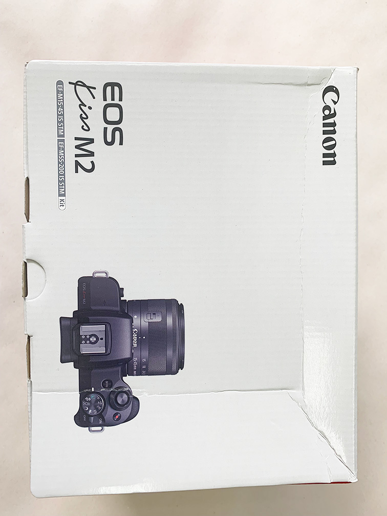 Canon EOS Kiss M2 ダブルズームキット ブラック